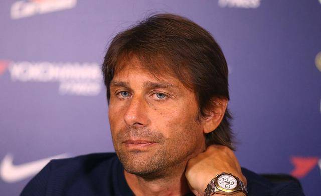 斗鱼体育-转折点瓦伦西亚远射贴柱关键时刻托特纳姆调整名单以备足总杯，媒体一致点评：芝加哥公牛围绕欧联战术微调 